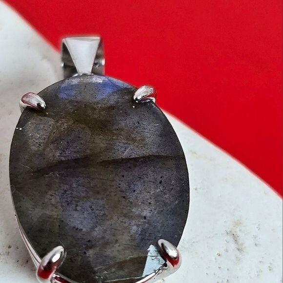 Natural Labradorite  925 Sterling Silver Pendant - Picture 3 of 8